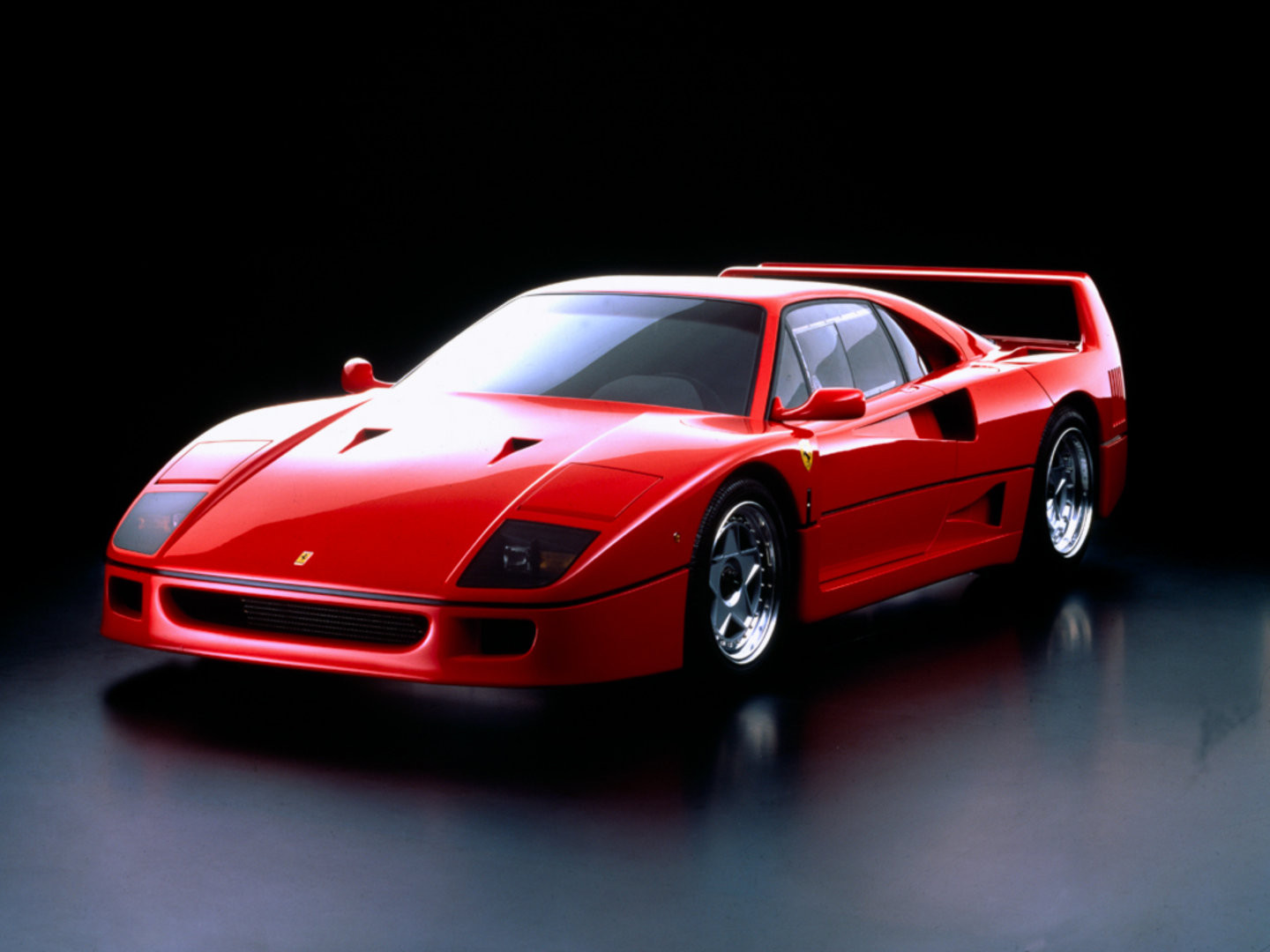 F40 (Coupe)