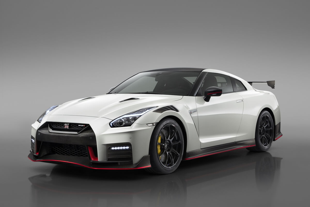 GT-R (Coupe)
